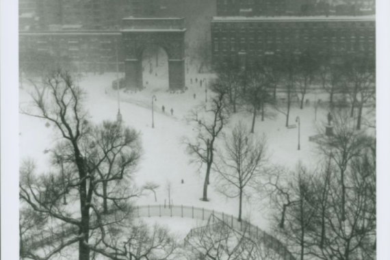 A snowy day in the park. Source: NYU Archives. Date: Circa 1950-1959.
